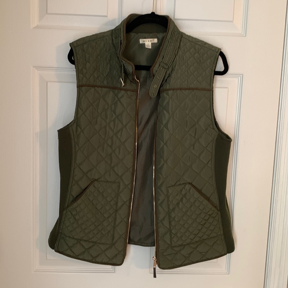 Quilted Puffer Vest